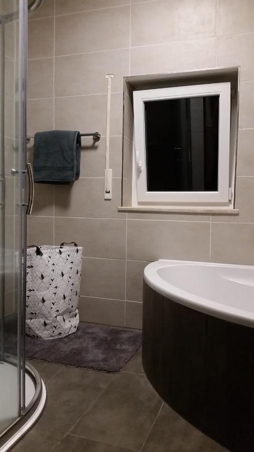 Neue Fewo In Perfekter Lage Limburg an der Lahn Esterno foto